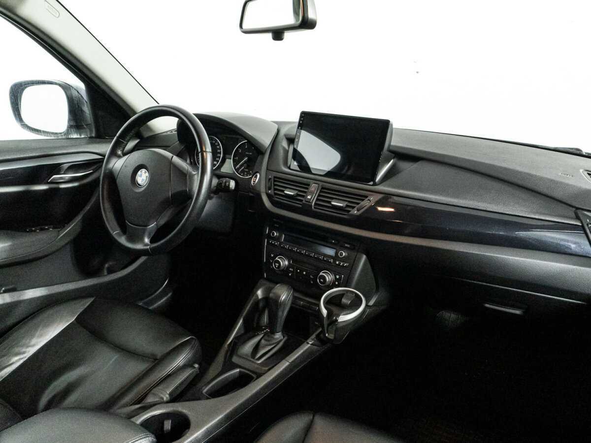 BMW X1 с пробегом — 2010 год. Фото: #8