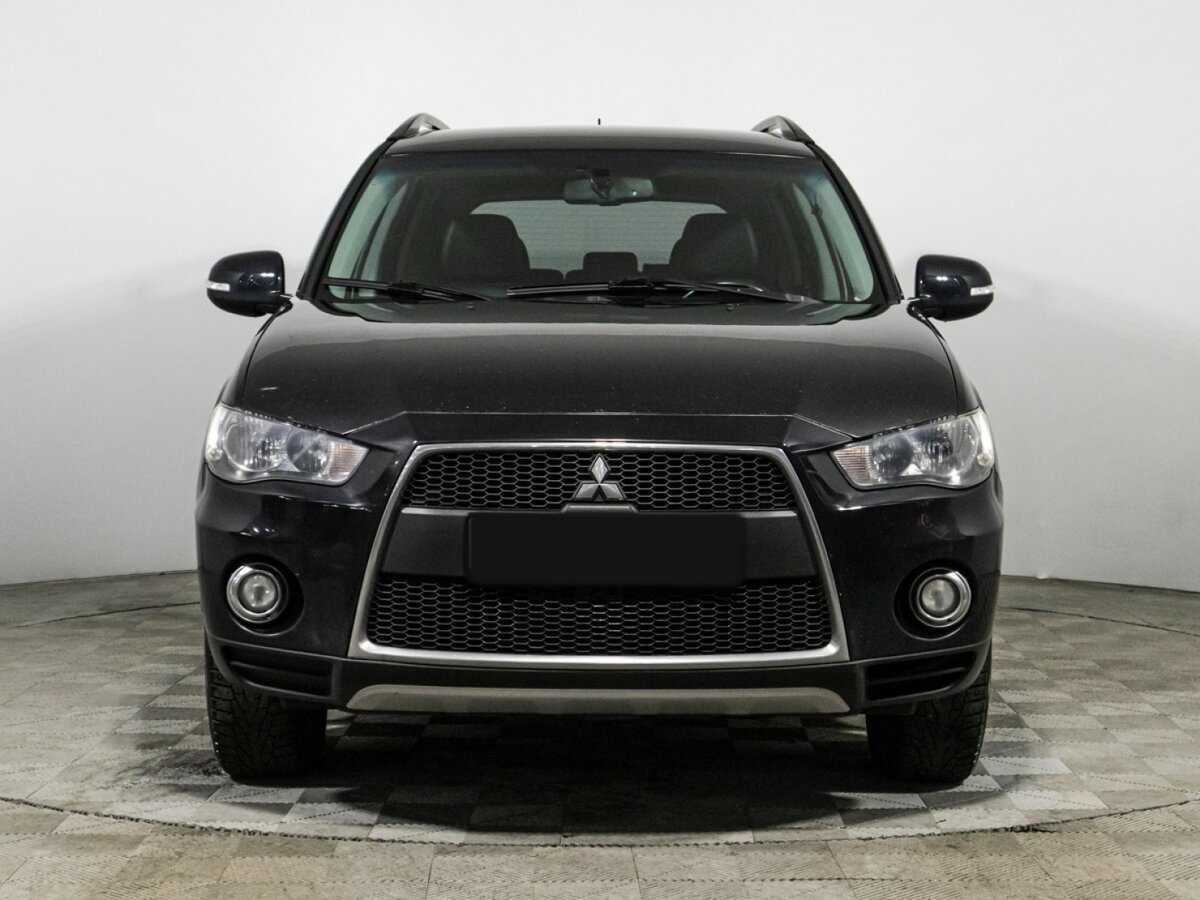 Mitsubishi Outlander с пробегом — 2011 год. Фото: #1