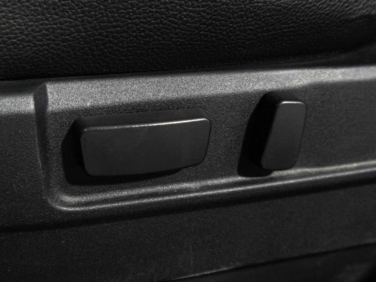 Mitsubishi Outlander с пробегом — 2011 год. Фото: #17