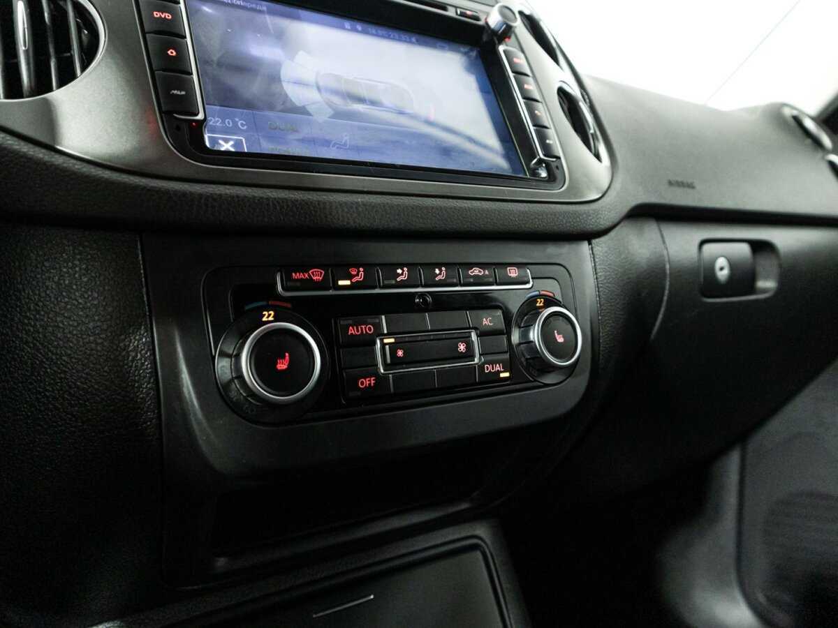Volkswagen Tiguan с пробегом — 2010 год. Фото: #16