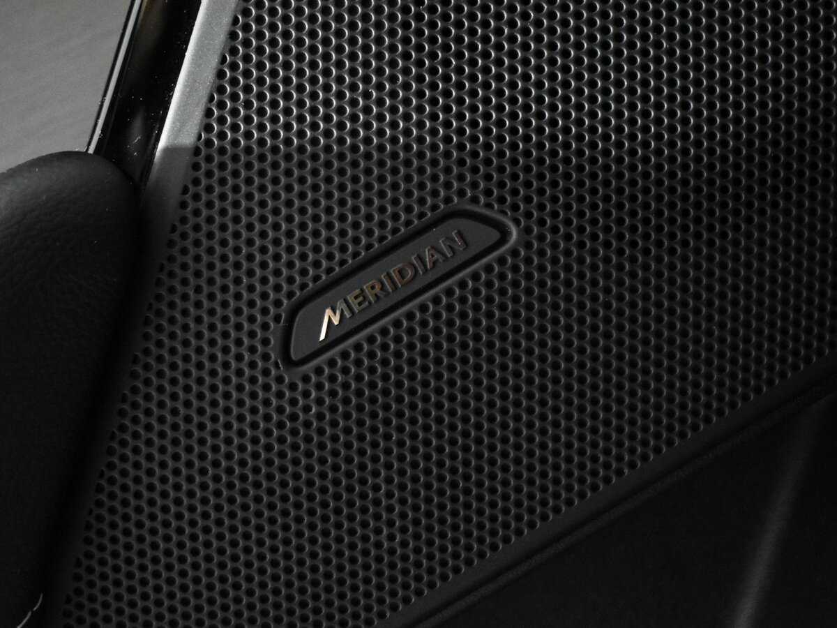 Land Rover Range Rover Velar с пробегом — 2019 год. Фото: #6