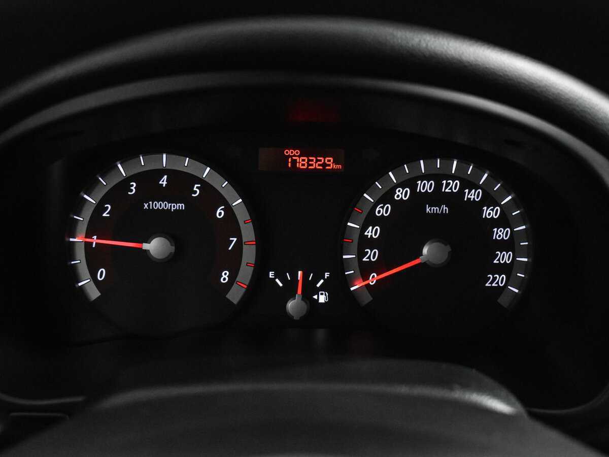 Kia Rio с пробегом — 2010 год. Фото: #17