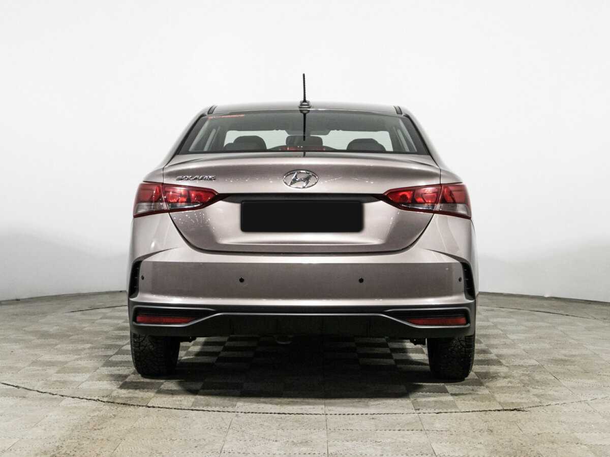 Hyundai Solaris с пробегом — 2021 год. Фото: #5