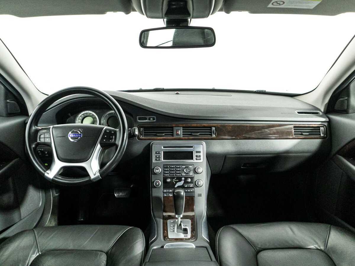Volvo XC70 с пробегом — 2010 год. Фото: #12