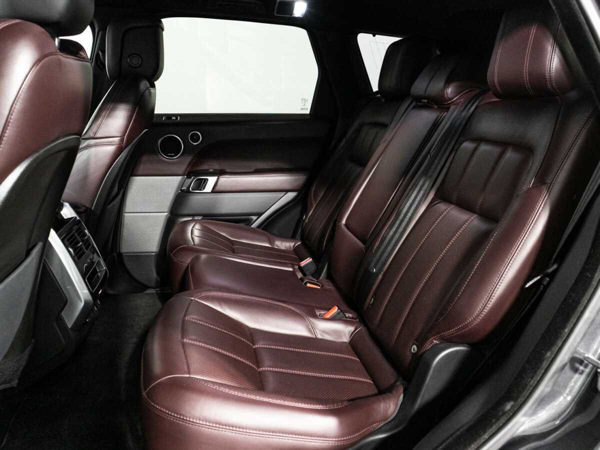 Land Rover Range Rover Sport с пробегом — 2018 год. Фото: #9