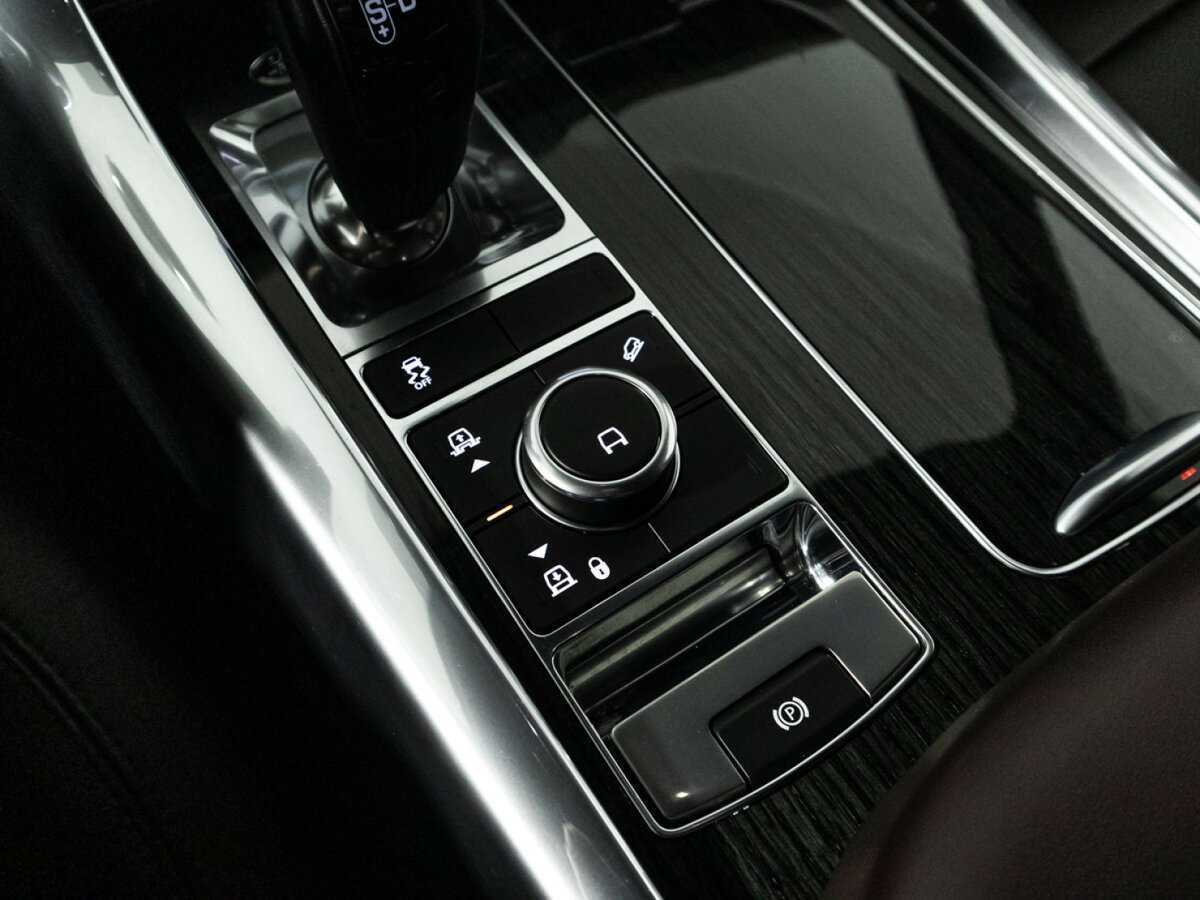 Land Rover Range Rover Sport с пробегом — 2018 год. Фото: #20