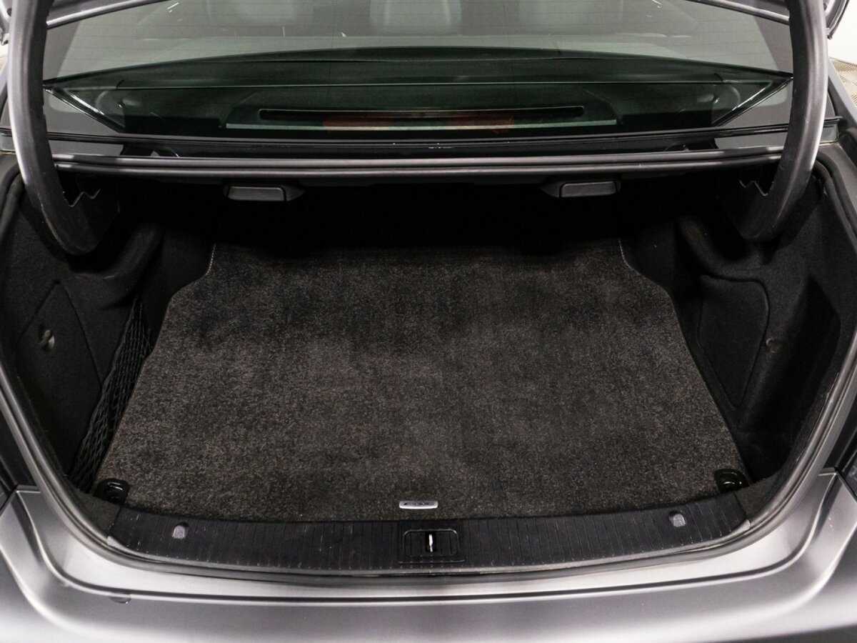 Mercedes-Benz E-Класс AMG с пробегом — 2014 год. Фото: #14