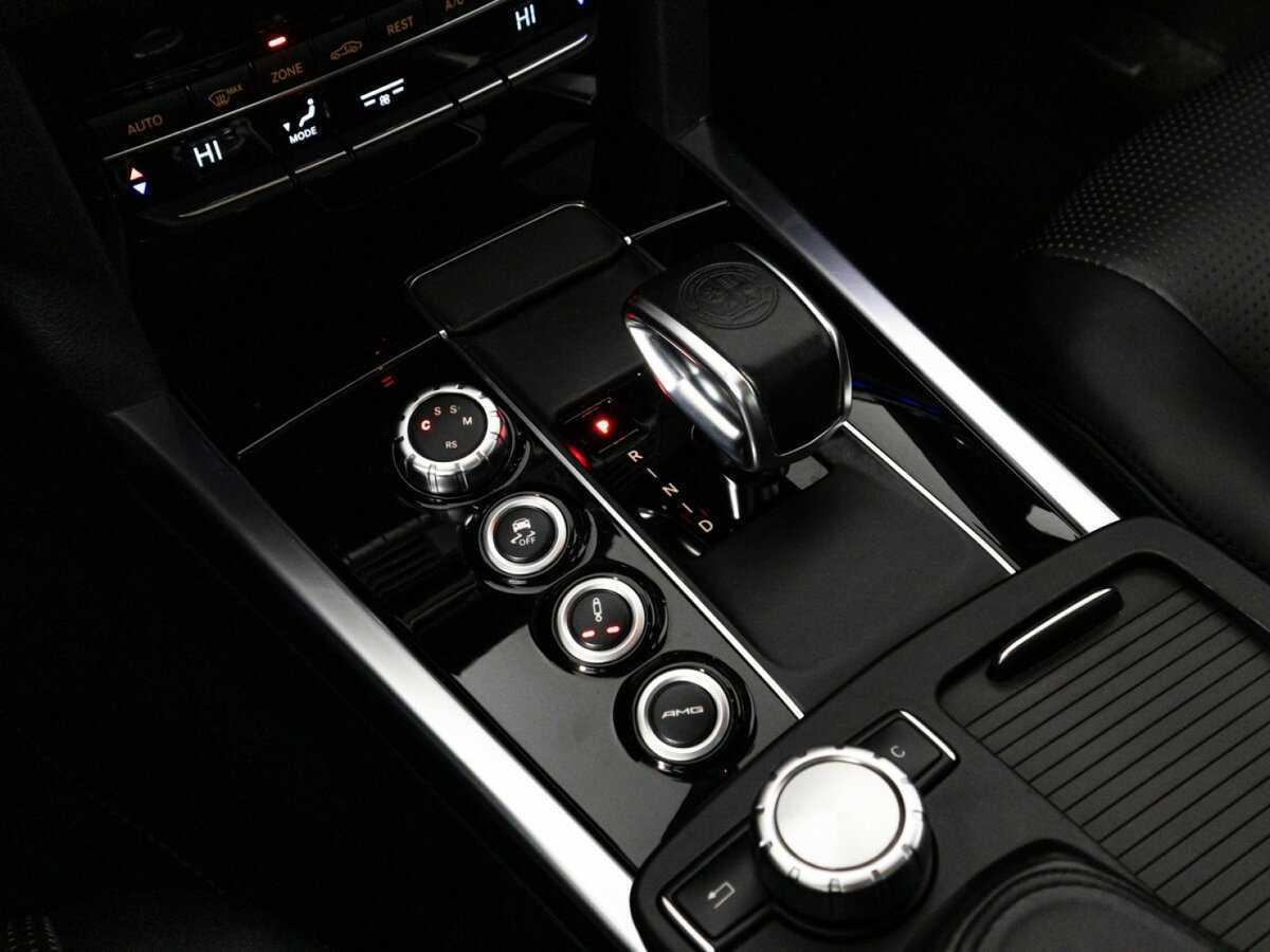 Mercedes-Benz E-Класс AMG с пробегом — 2014 год. Фото: #23