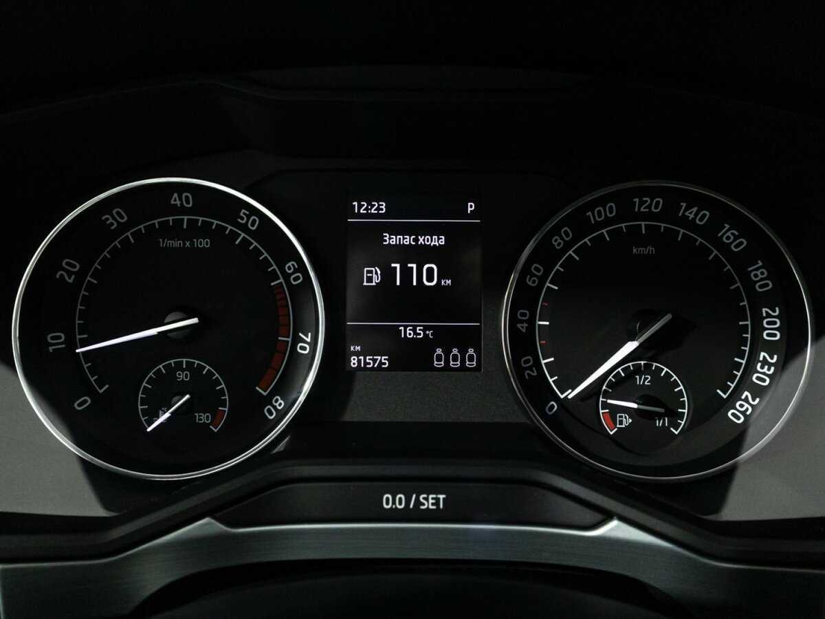 Skoda Superb с пробегом — 2019 год. Фото: #11