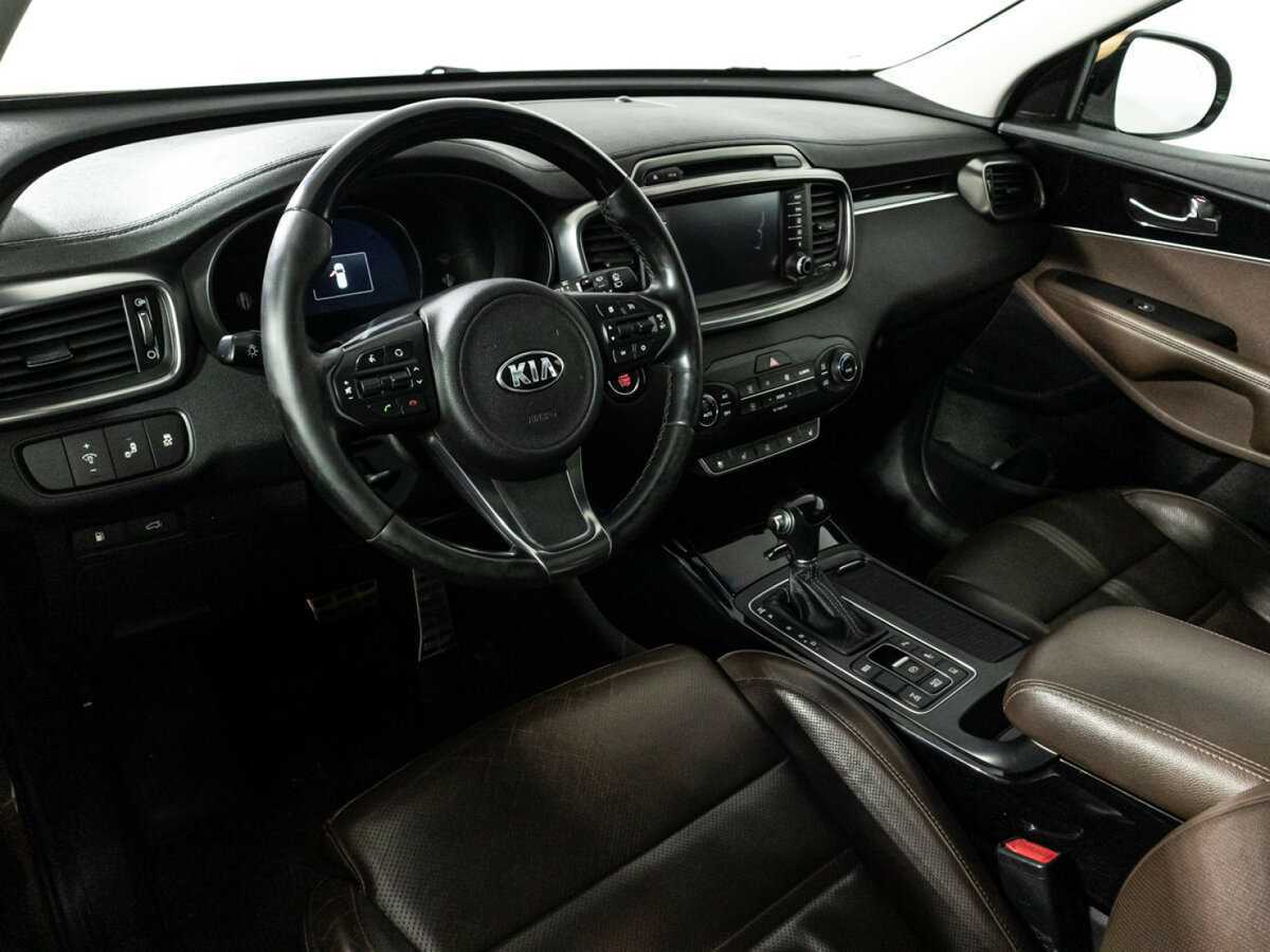 Kia Sorento с пробегом — 2016 год. Фото: #8