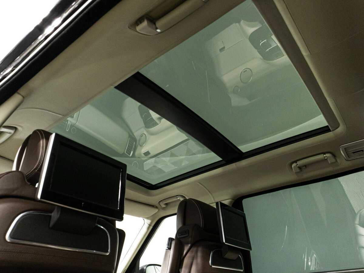 Land Rover Range Rover с пробегом — 2015 год. Фото: #11