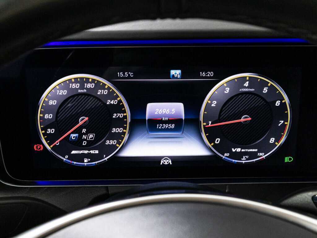 Mercedes-Benz E-Класс AMG с пробегом — 2018 год. Фото: #11