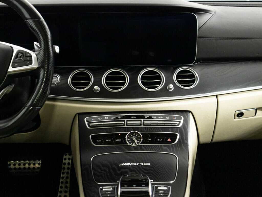 Mercedes-Benz E-Класс AMG с пробегом — 2018 год. Фото: #13
