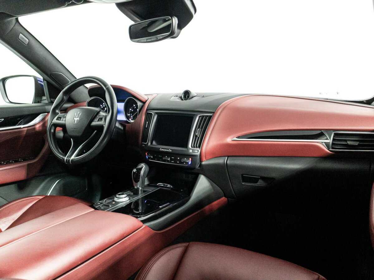 Maserati Levante с пробегом — 2017 год. Фото: #8