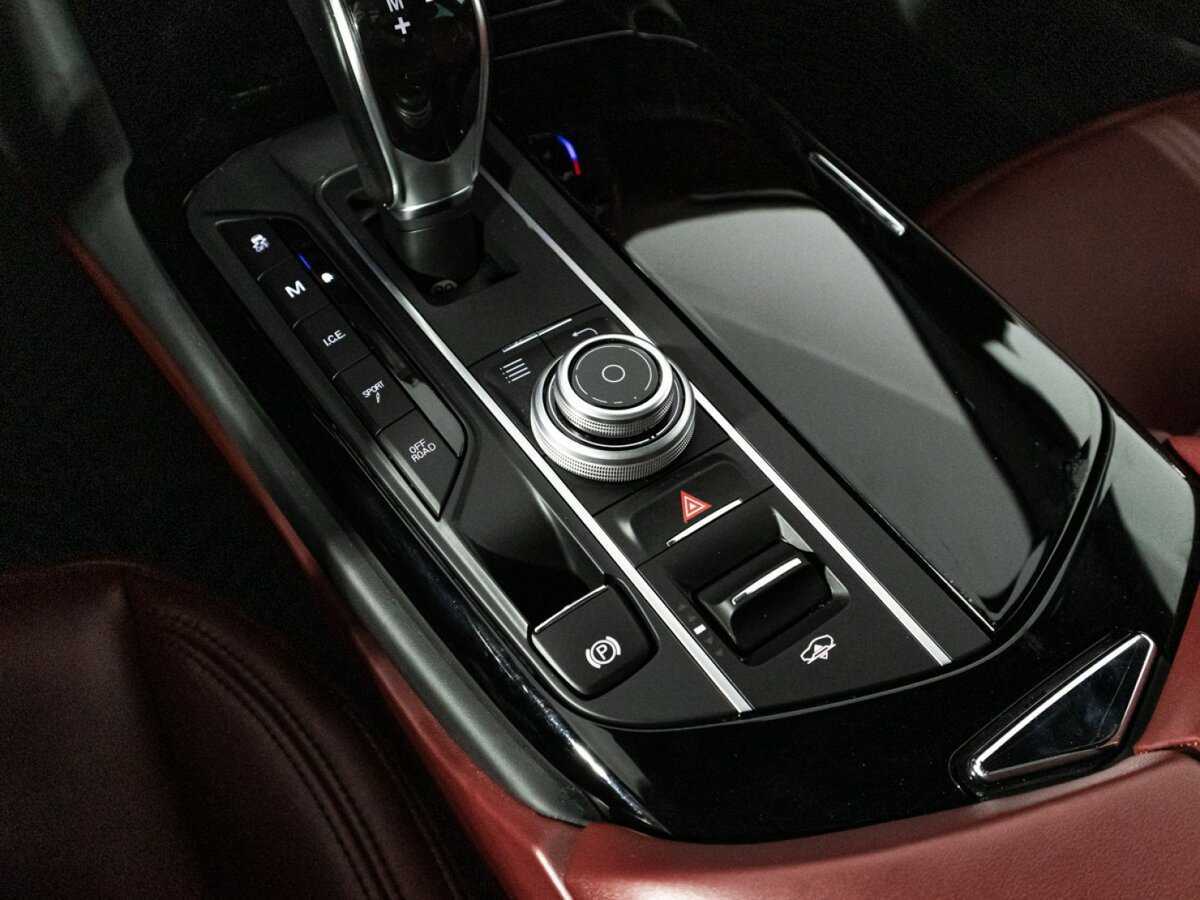 Maserati Levante с пробегом — 2017 год. Фото: #17