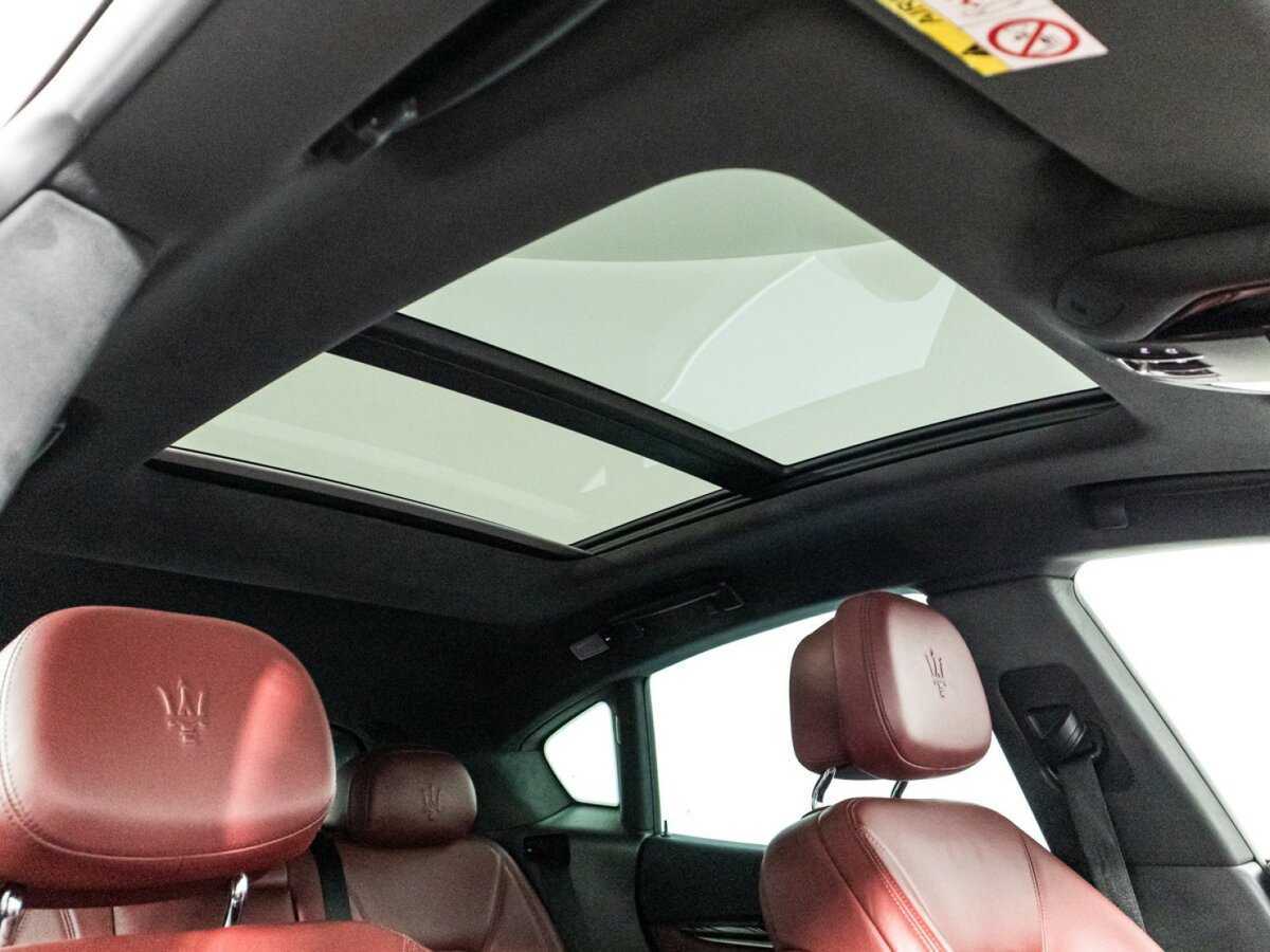 Maserati Levante с пробегом — 2017 год. Фото: #19