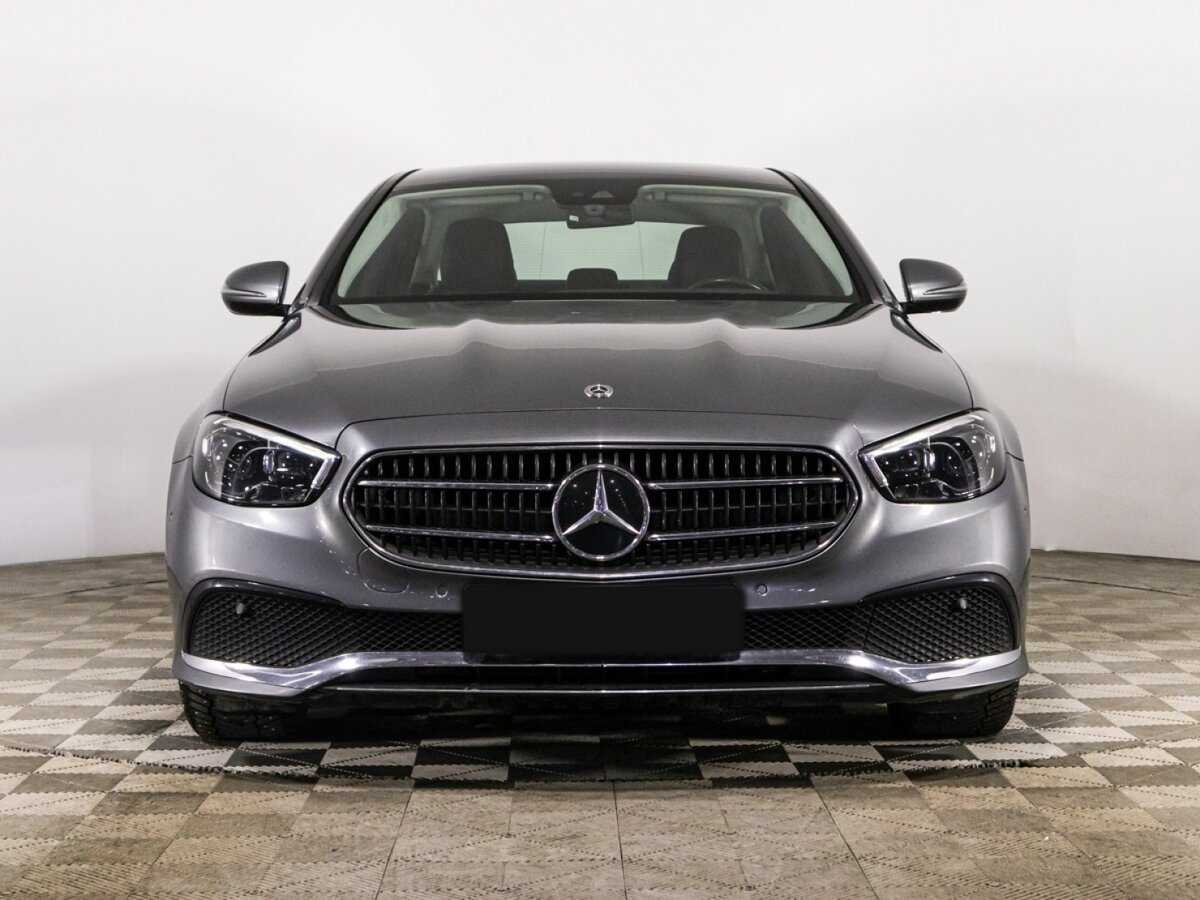 Mercedes-Benz E-Класс с пробегом — 2020 год. Фото: #1