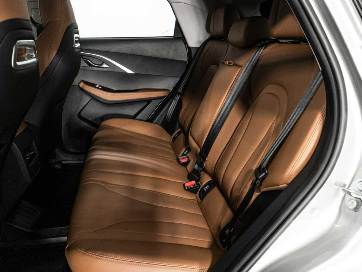 OMODA C5 с пробегом — 2023 год. Фото: #9