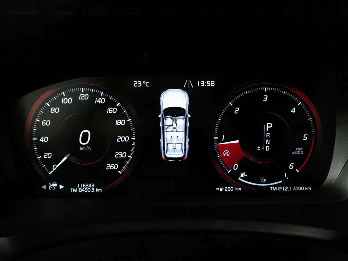 Volvo XC90 с пробегом — 2017 год. Фото: #10