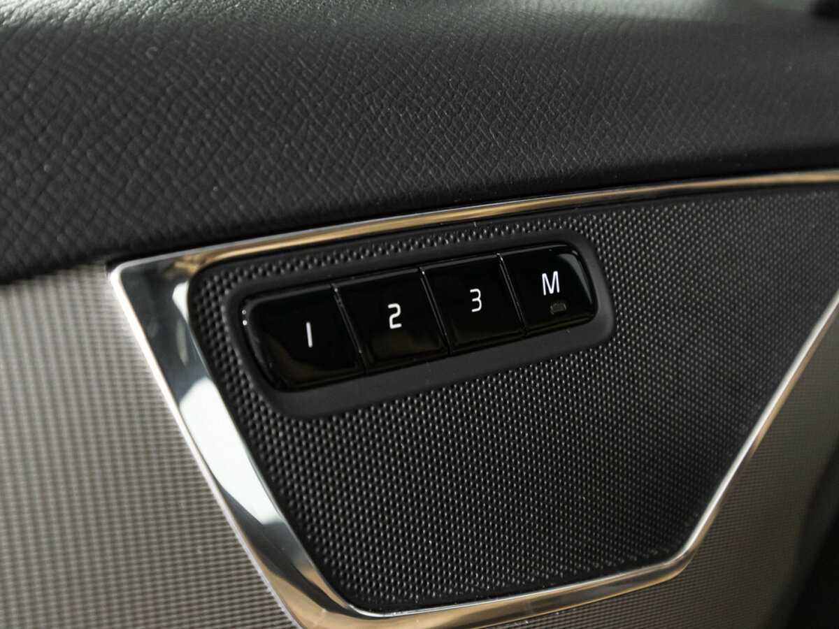 Volvo XC90 с пробегом — 2017 год. Фото: #18