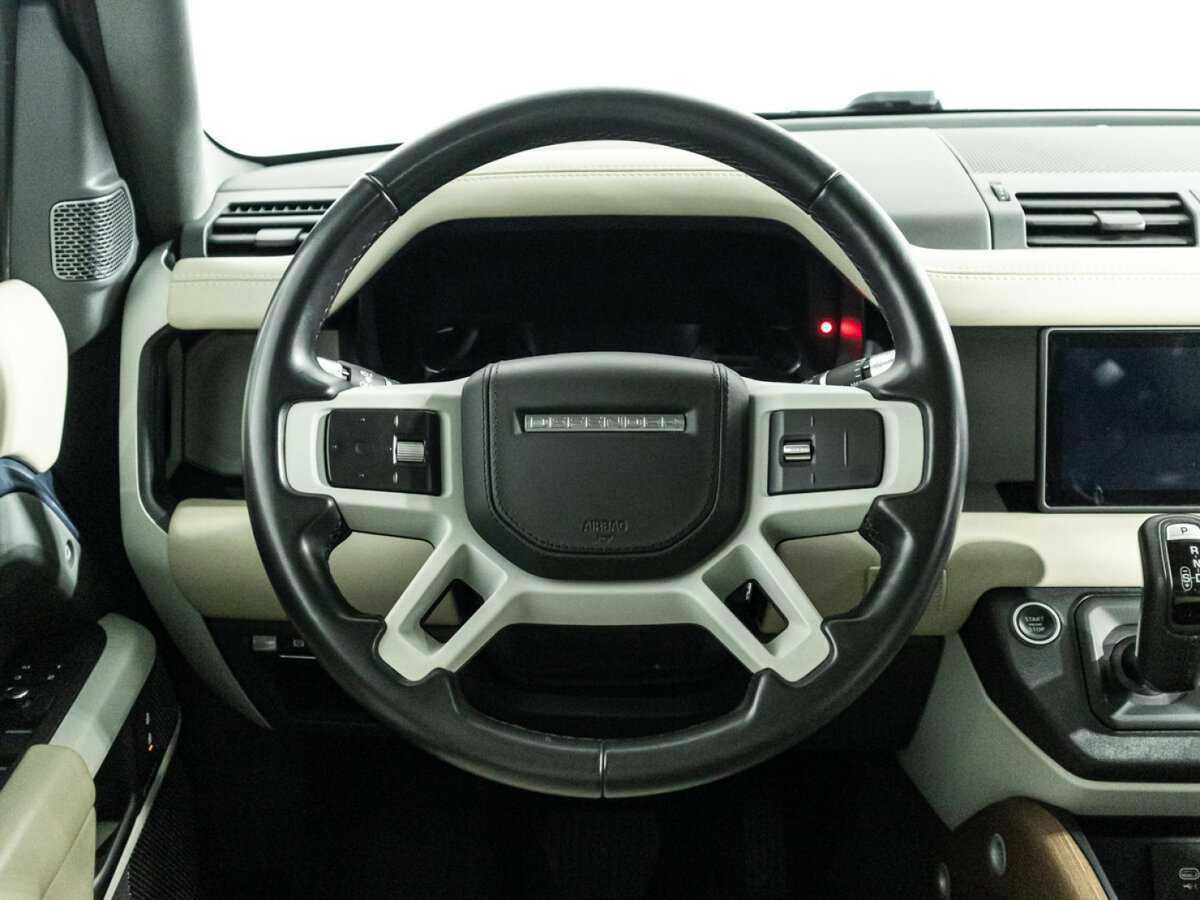 Land Rover Defender с пробегом — 2020 год. Фото: #24