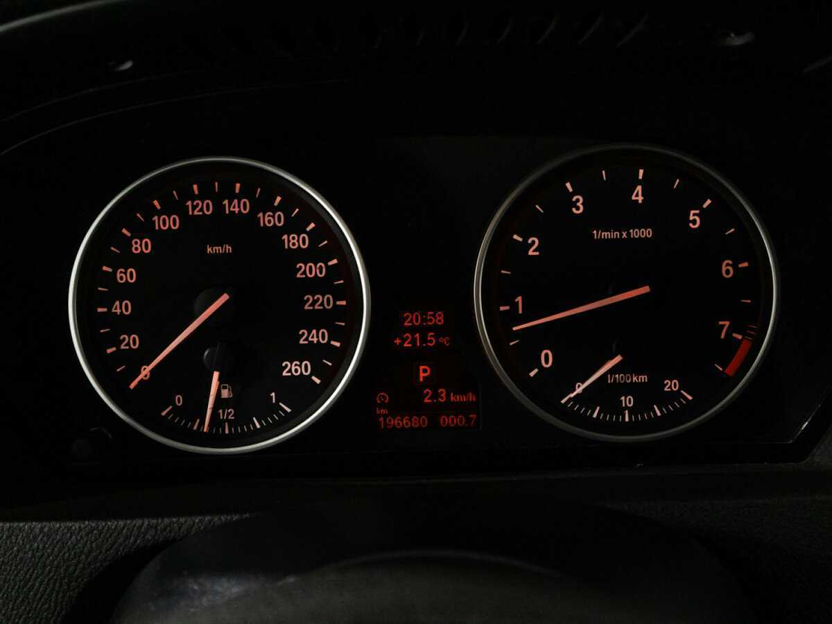 BMW X5 с пробегом — 2009 год. Фото: #11