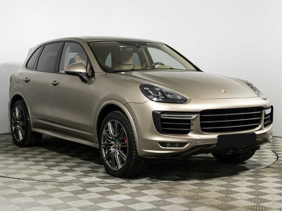Porsche Cayenne с пробегом — 2015 год. Фото: #2