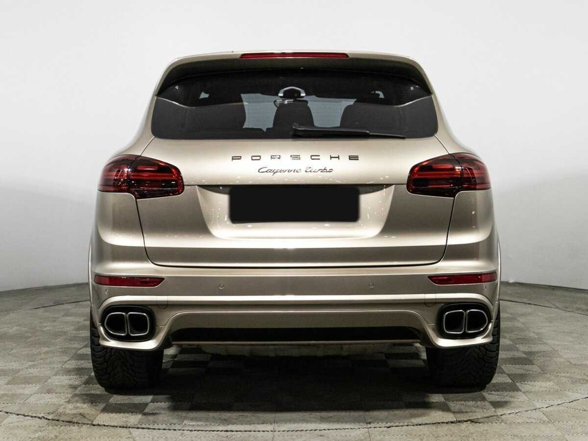 Porsche Cayenne с пробегом — 2015 год. Фото: #5