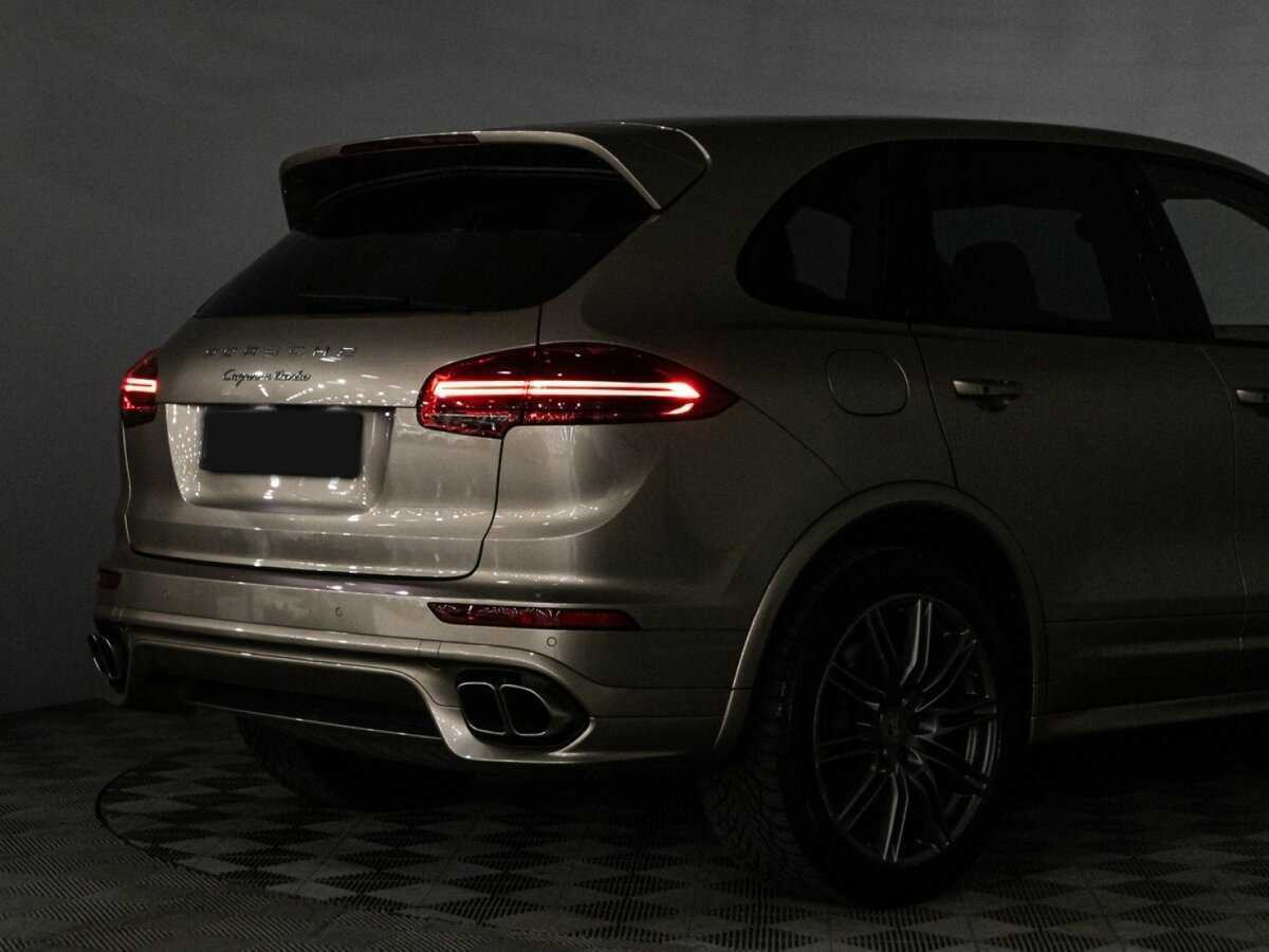 Porsche Cayenne с пробегом — 2015 год. Фото: #28