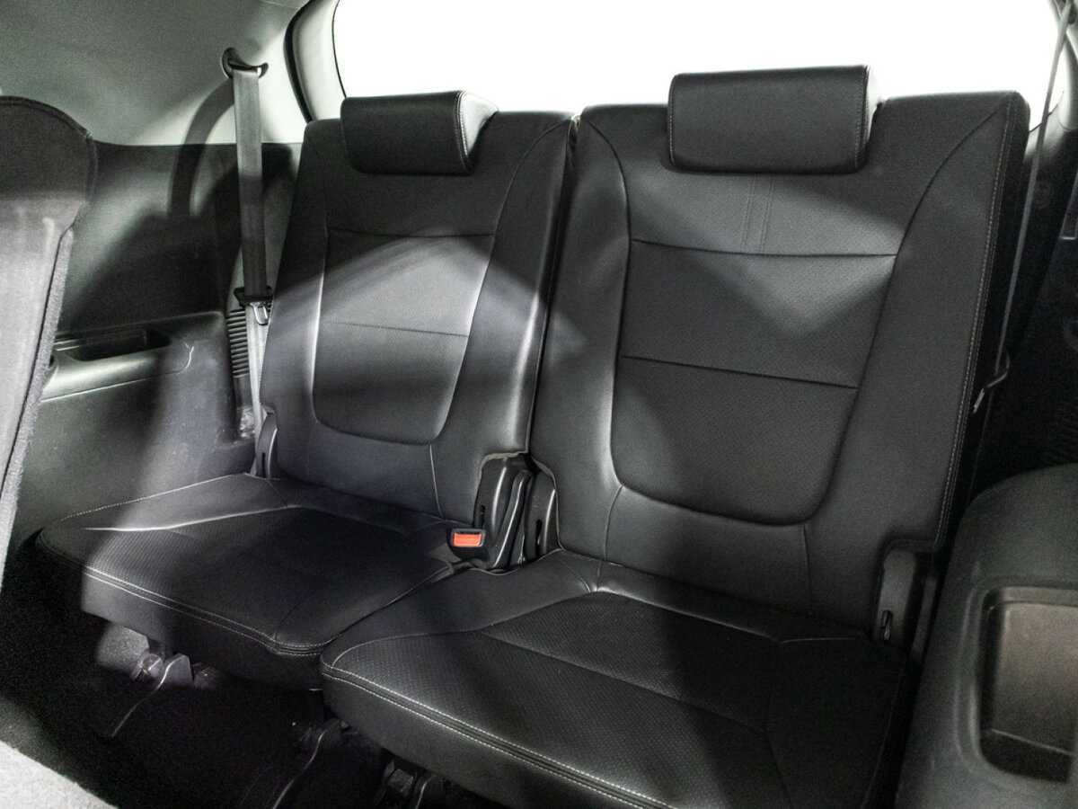 Kia Sorento с пробегом — 2011 год. Фото: #14