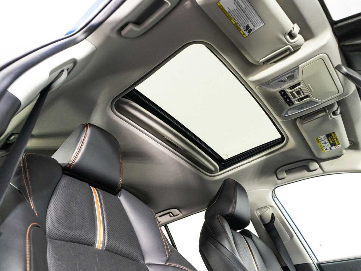 Toyota RAV4 с пробегом — 2019 год. Фото: #21