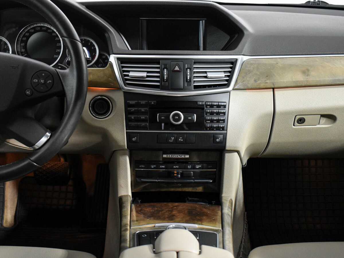 Mercedes-Benz E-Класс с пробегом — 2010 год. Фото: #13