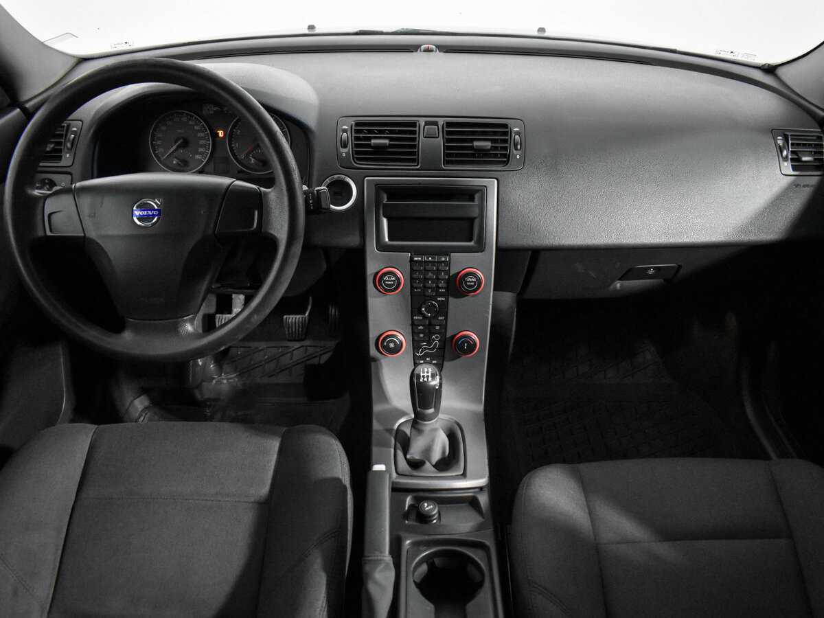 Volvo S40 с пробегом — 2006 год. Фото: #12