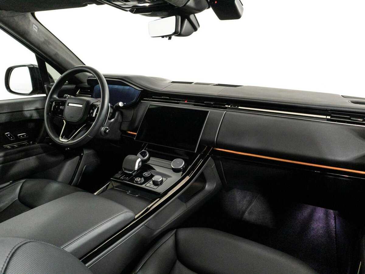 Land Rover Range Rover Sport с пробегом — 2022 год. Фото: #8