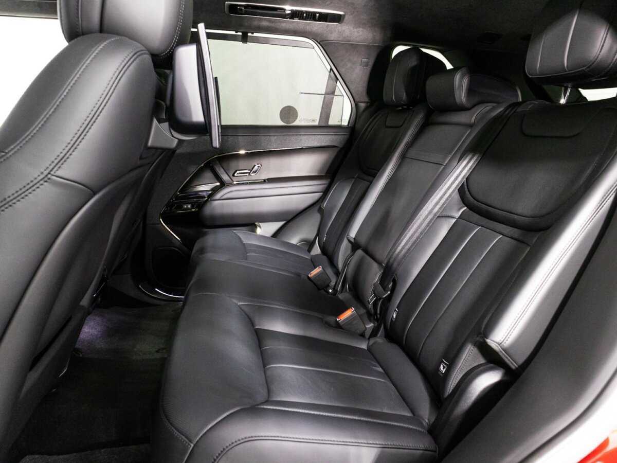 Land Rover Range Rover Sport с пробегом — 2022 год. Фото: #9