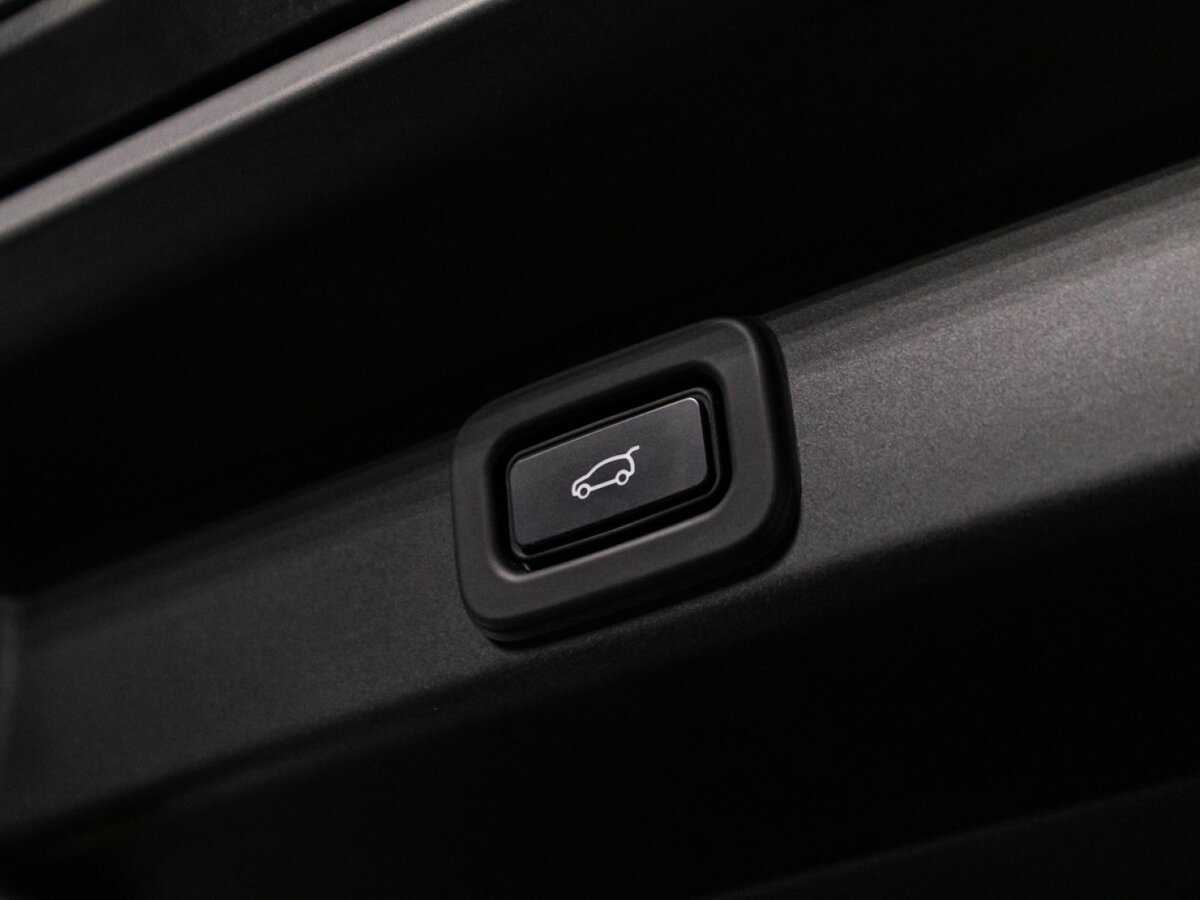 Land Rover Range Rover Sport с пробегом — 2022 год. Фото: #16