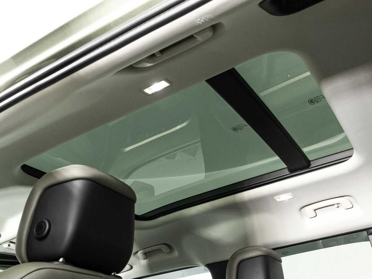 Land Rover Defender с пробегом — 2020 год. Фото: #14