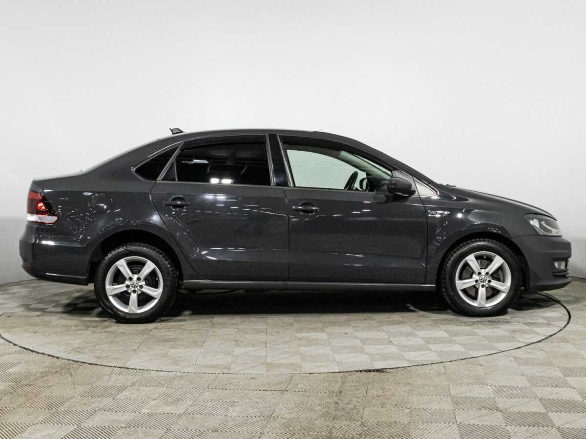 Volkswagen Polo с пробегом — 2018 год. Фото: #3