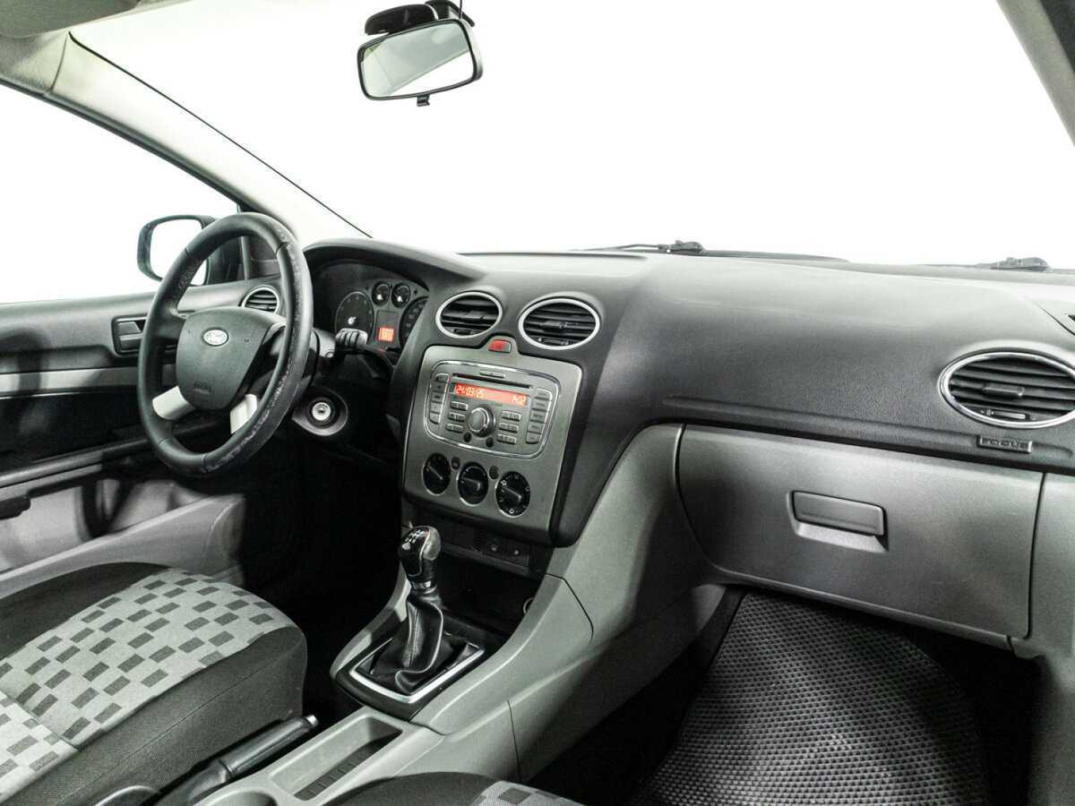 Ford Focus с пробегом — 2008 год. Фото: #8