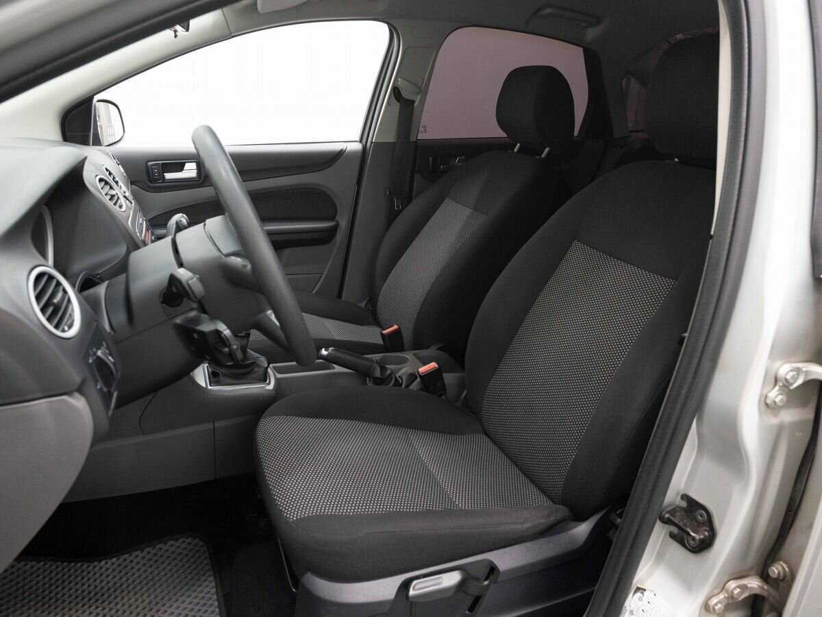 Ford Focus с пробегом — 2011 год. Фото: #8