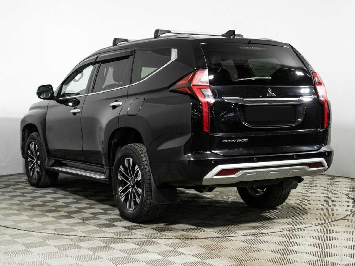 Mitsubishi Pajero Sport с пробегом — 2021 год. Фото: #6