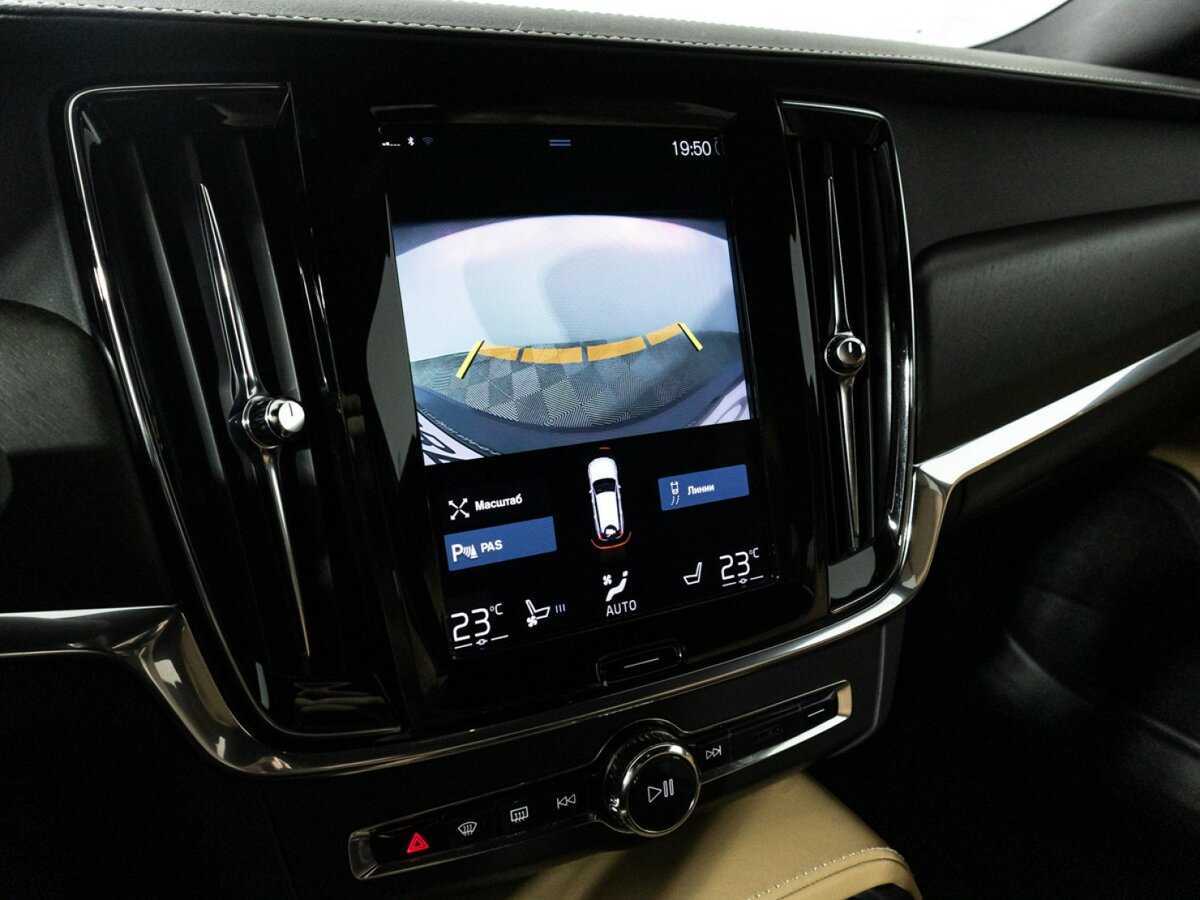 Volvo V90 Cross Country с пробегом — 2019 год. Фото: #17