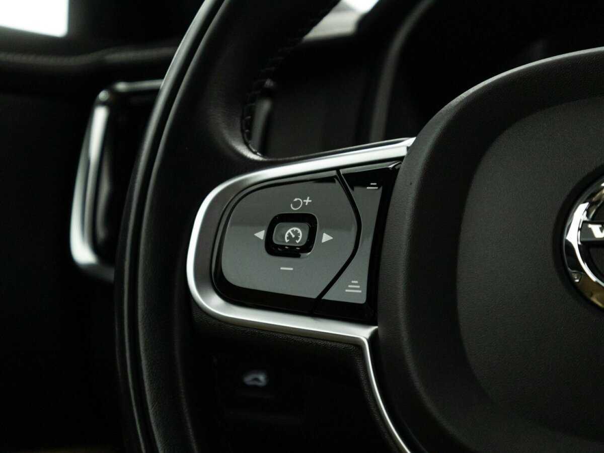 Volvo V90 Cross Country с пробегом — 2019 год. Фото: #21