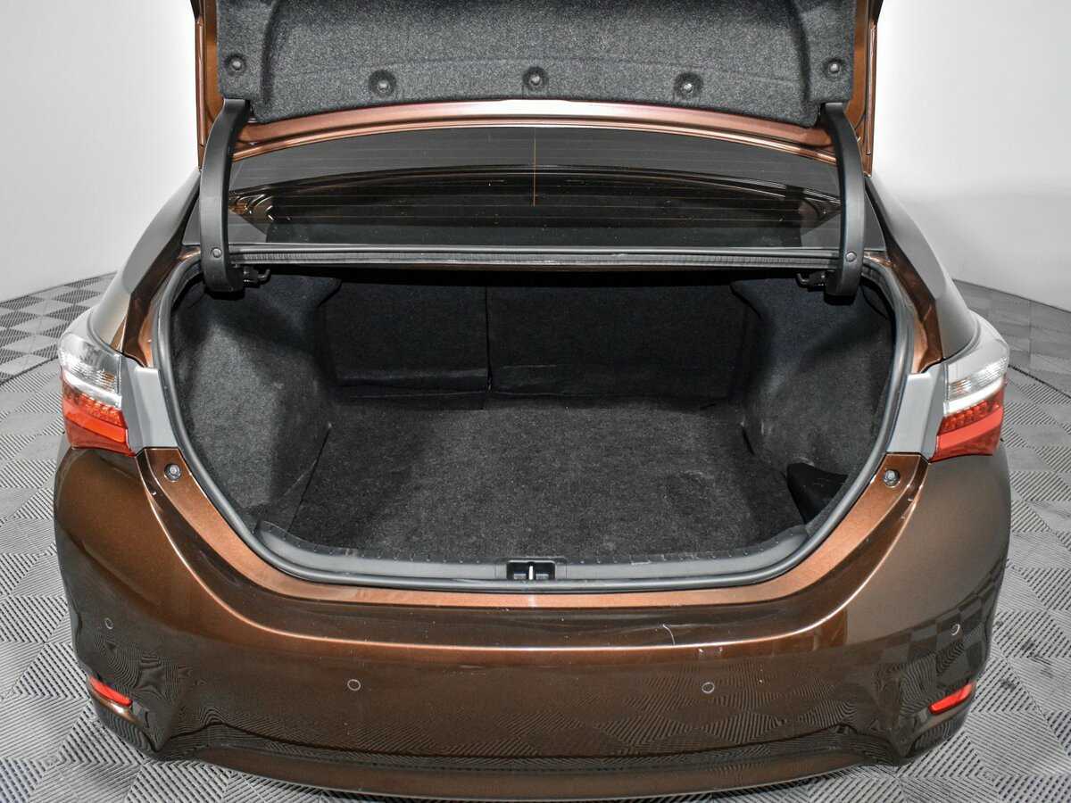 Toyota Corolla с пробегом — 2016 год. Фото: #15