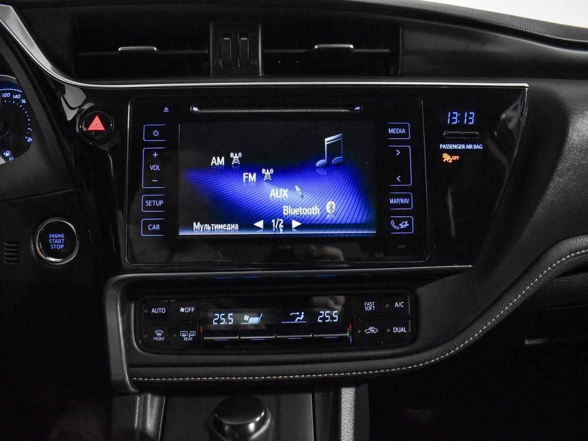 Toyota Corolla с пробегом — 2016 год. Фото: #19