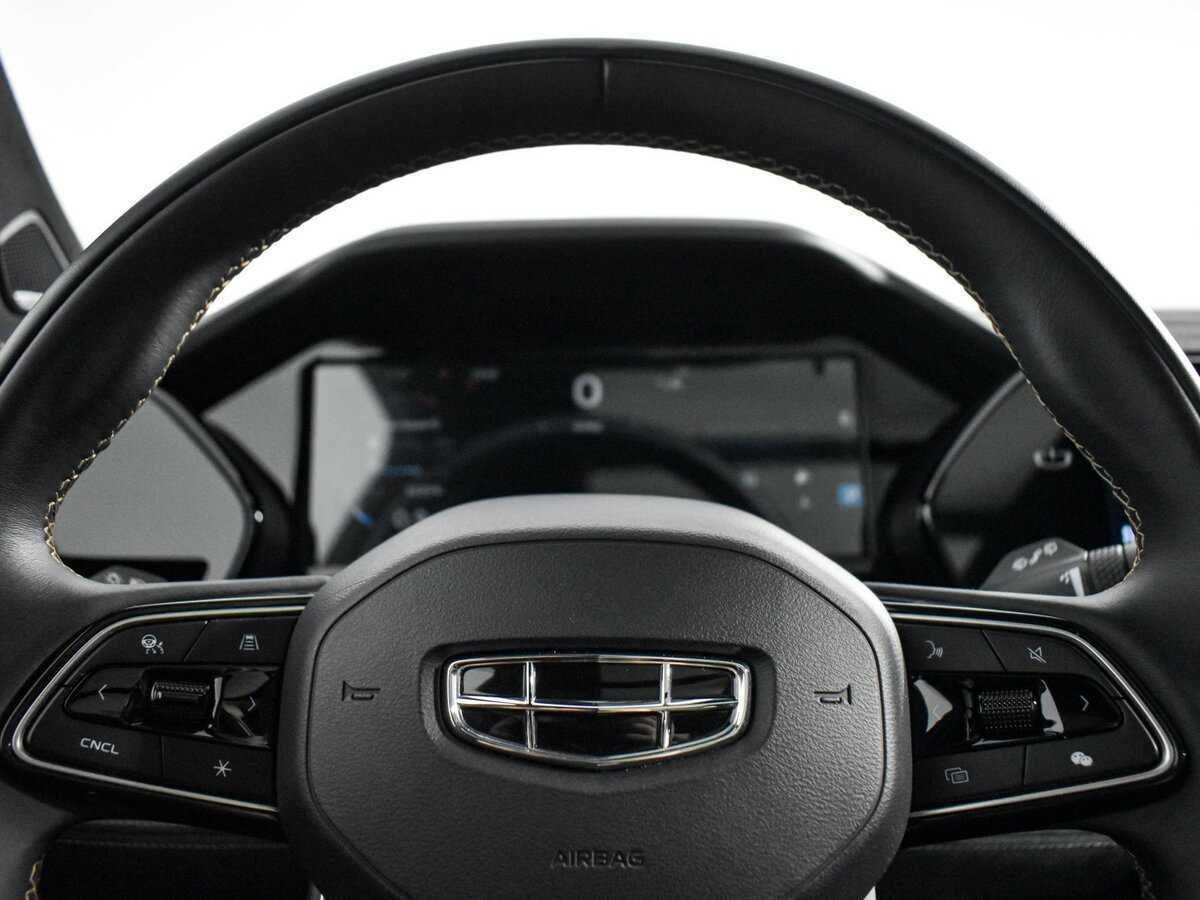 Geely Monjaro с пробегом — 2023 год. Фото: #26