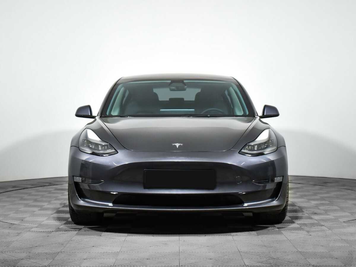 Tesla Model 3 с пробегом — 2023 год. Фото: #1