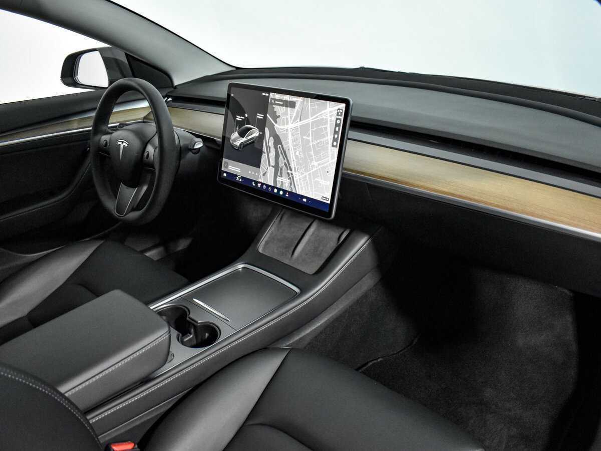 Tesla Model 3 с пробегом — 2023 год. Фото: #15