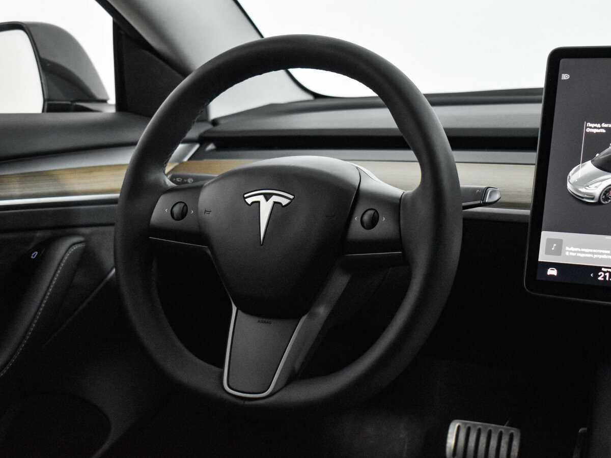 Tesla Model 3 с пробегом — 2023 год. Фото: #16