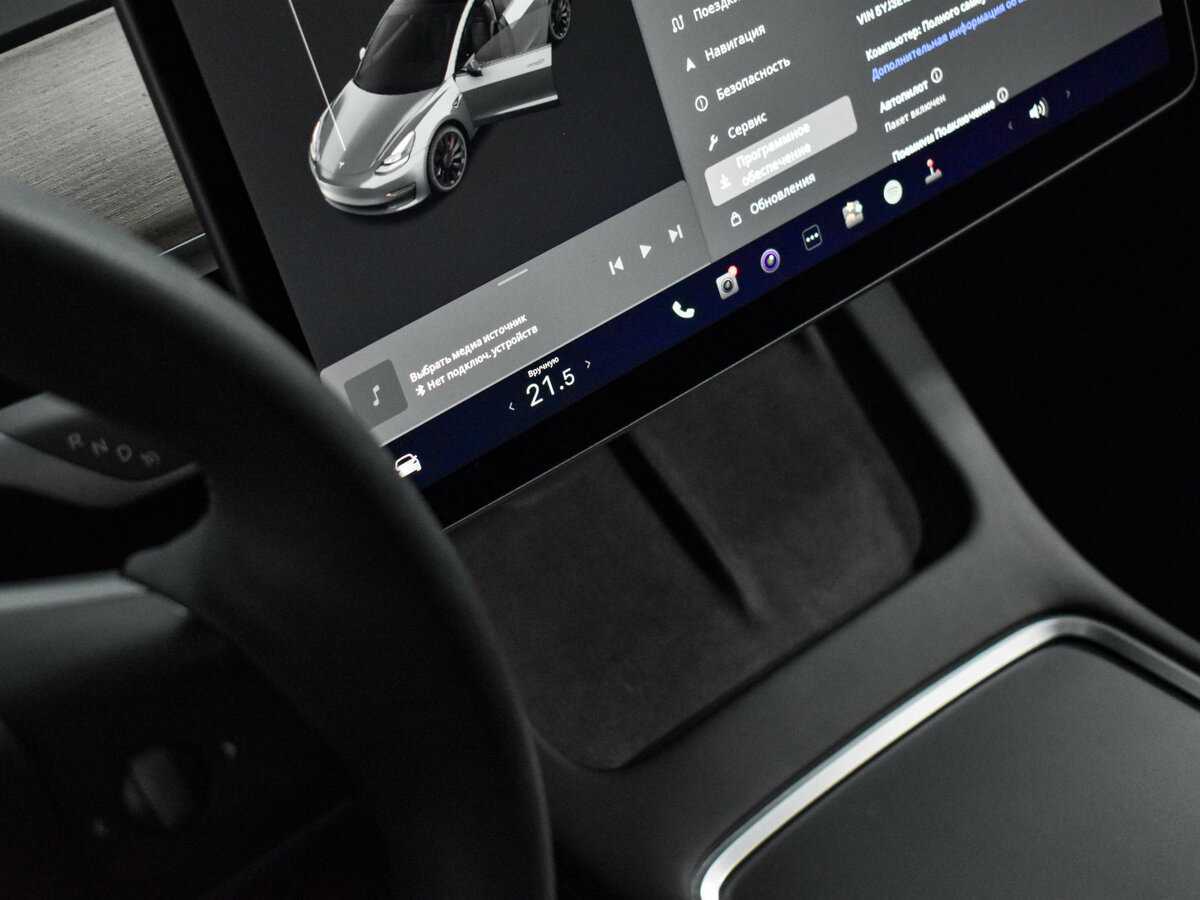 Tesla Model 3 с пробегом — 2023 год. Фото: #20